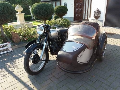 1952 NORTON with sidecar SOLD