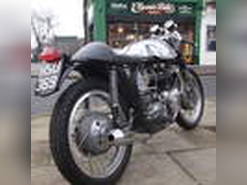 Norton Dominator 600 c.c. RESERVED FOR LASS.