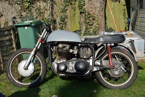 Lot 4 A 1966 Norton Dominator restoration project - 02/05/18 For Sale by Auction