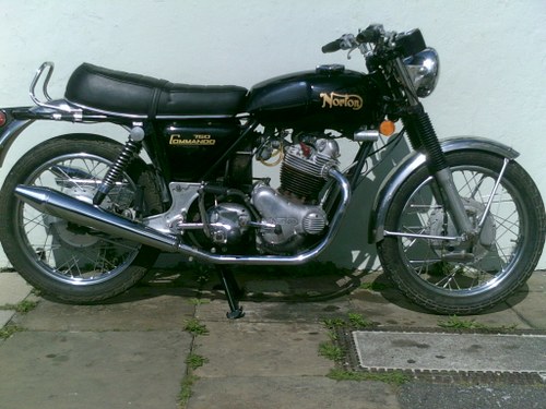 1972 NORTON COMMANDO 750 ROADSTER SOLD