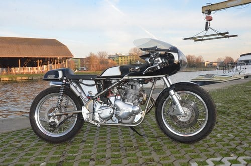 2015 Norton Seeley Sunburst from NYCustom 750cc À venda