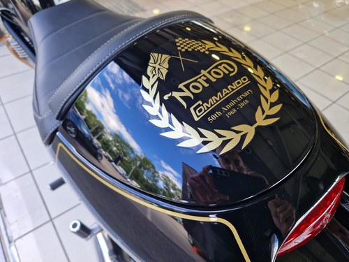 2018 Norton Commando 961 Cafe Racer - 5