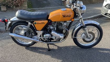 1972 Norton Commando 750