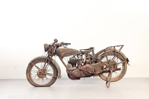 c.1940 Norton 490cc Model 16H Military Motorcycle Project For Sale by Auction
