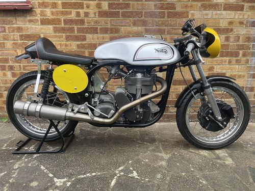 Manx Norton 1962 Race Replica VERKAUFT