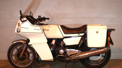 A 1997 Norton 588cc motorcycle