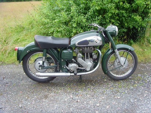 1958 Norton Model 50 350cc with electric start. VENDIDO