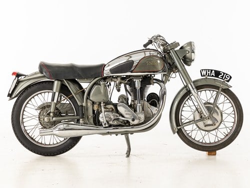 Lot 290 - 1954 Norton 490cc Model 30 International Te koop bij veiling