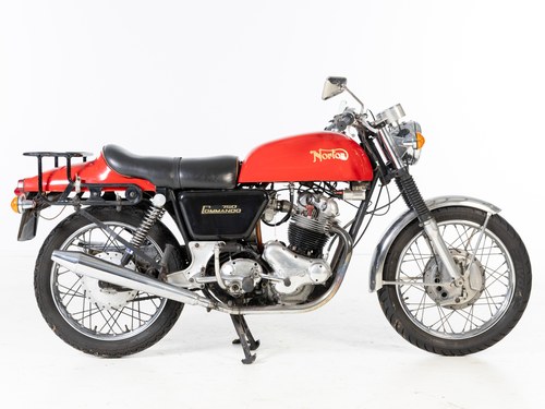 Lot 38 1972 Norton 750cc Commando Fastback In vendita all'asta