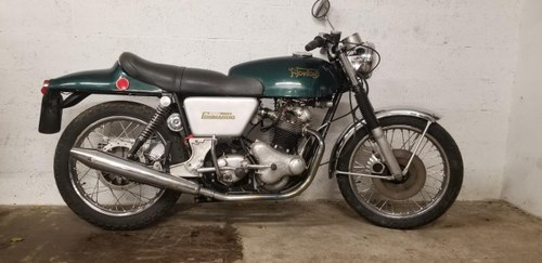 NORTON Commando 750 - 1972 Kaufen Bei