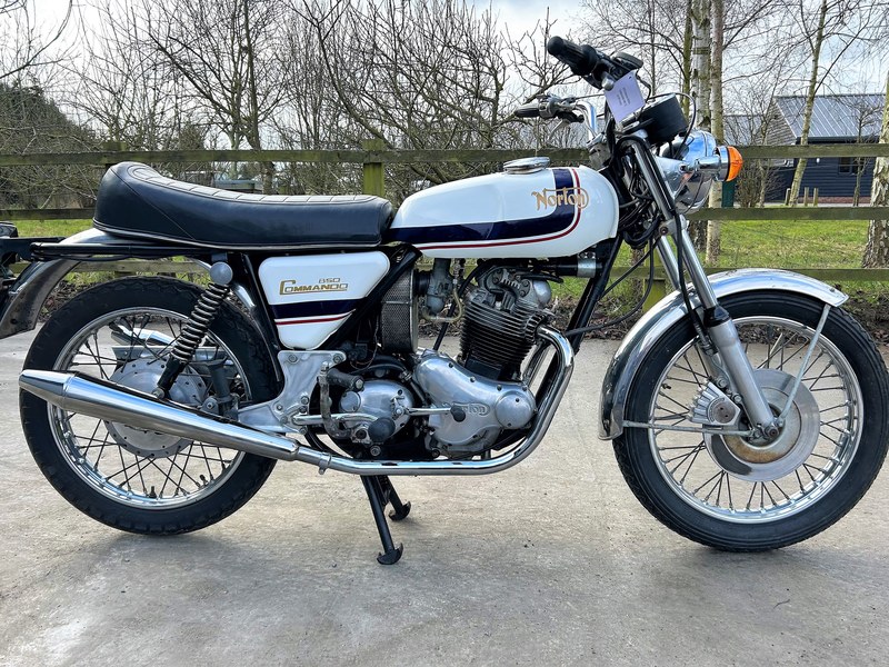 1975 Norton Commando MkII