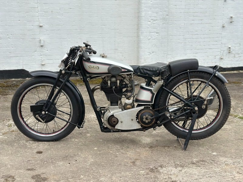 Norton International Model 40