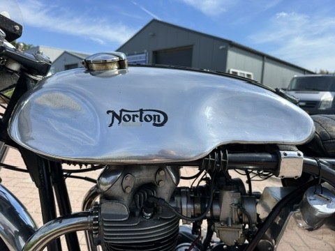 1957 Norton Dominator - 2 1957 Norton Dominator - 2
