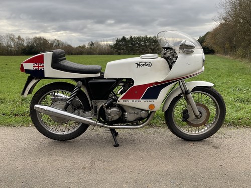 1975 Norton Commando 829cc John Player Special Very Rare SÅLD