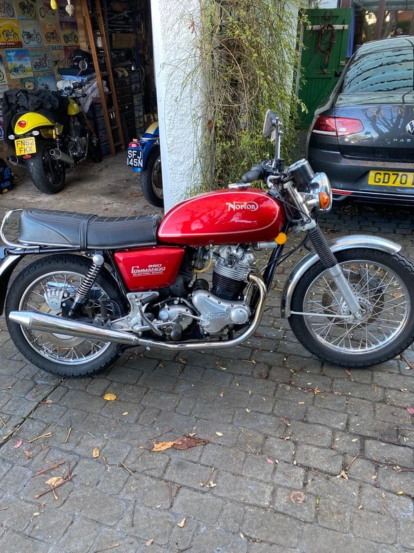 1976 Norton Commando 850 - 1 1976 Norton Commando 850 - 1