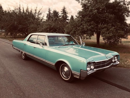 1965 Oldsmobile 98 4 Dr. Deluxe - Lot 673 For Sale by Auction
