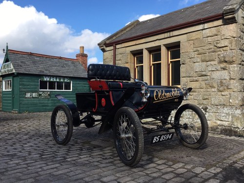 1903 Curved Dash Oldsmobile A vendre
