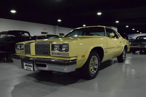 1977 Oldsmobile Cuttlass  For Sale