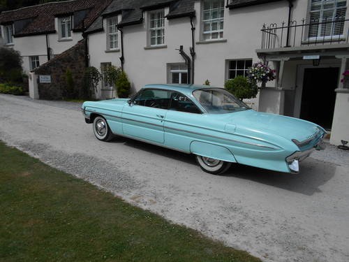 Oldsmobile Holiday coupe 1961 For Sale
