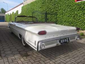 1960 Oldsmobile Dynamic 88 Conv & 40 USA Classics For Sale (picture 3 of 12)