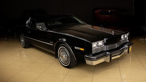 1982 Oldsmobile Toronado 2 Door Coupe 55k miles Black $19.9k In vendita