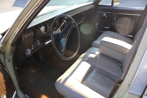 1970 Oldsmobile Custom Cruiser - 9