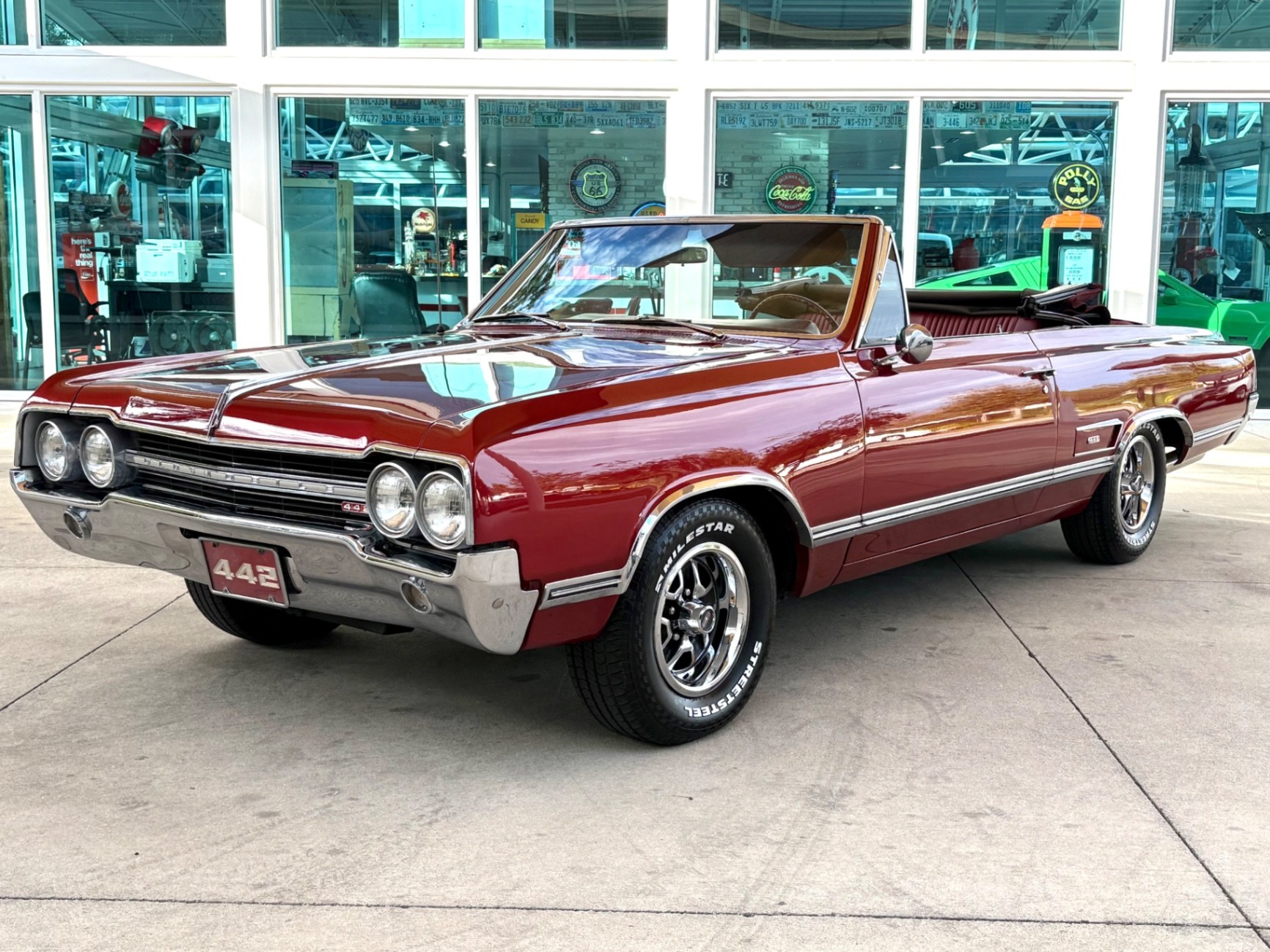 1965 Oldsmobile Cutlass, foto 1