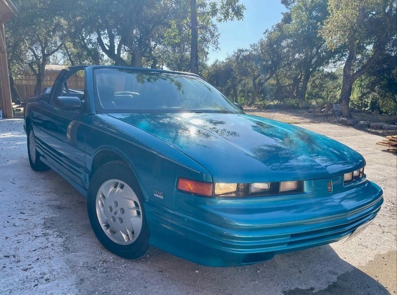 1993 Oldsmobile Cutlass - 2 1993 Oldsmobile Cutlass - 2
