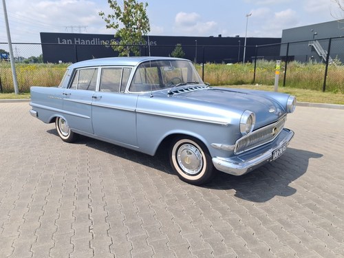 Opel kapitan 2600cc blue 1962. Excep. condition 22900 euro VENDUTO
