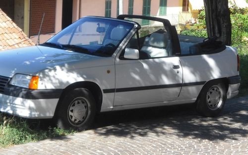 1988 Opel Kadett Cabriolet (picture 1 of 5)