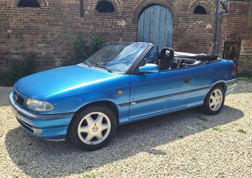 1998 Opel Astra Cabrio A vendre
