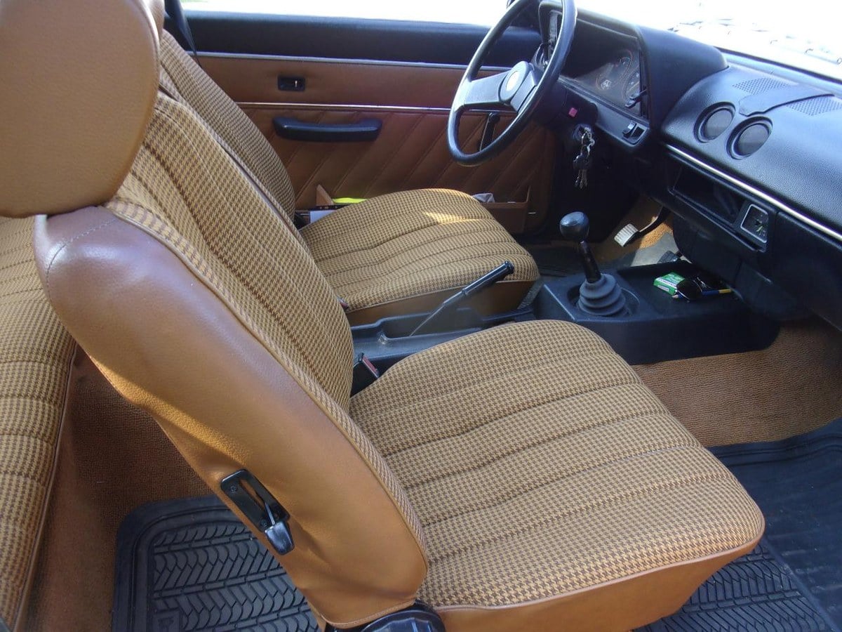 Fast Opel 1983 Opel Manta Gold Manual, 4 speed Left Hand Drive in SAINT-MARTIN-DU ...