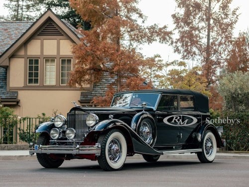 1933 Packard Twelve Individual Custom Convertible Sedan by D In vendita all'asta