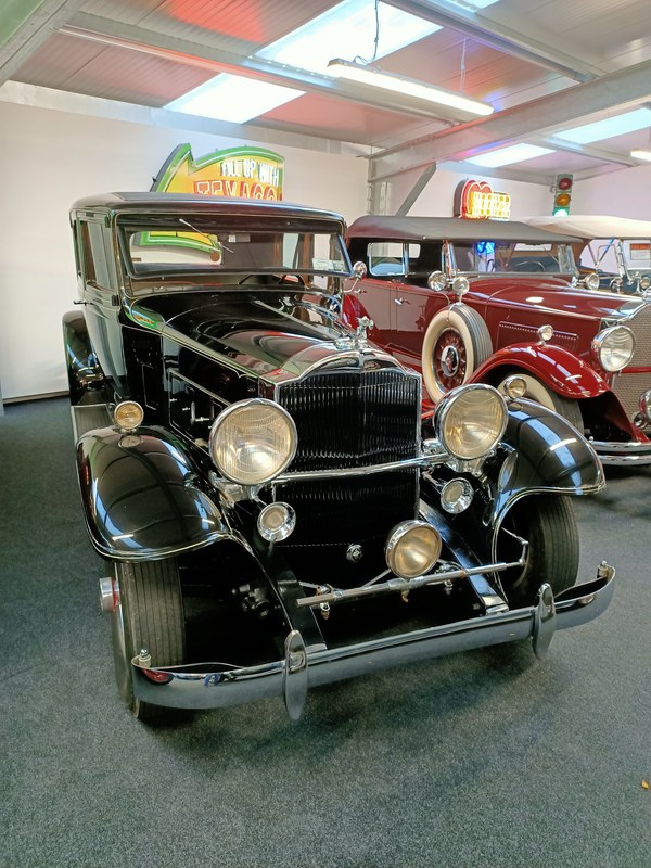 1932 Packard Standard 8