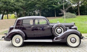 1935 Packard 8