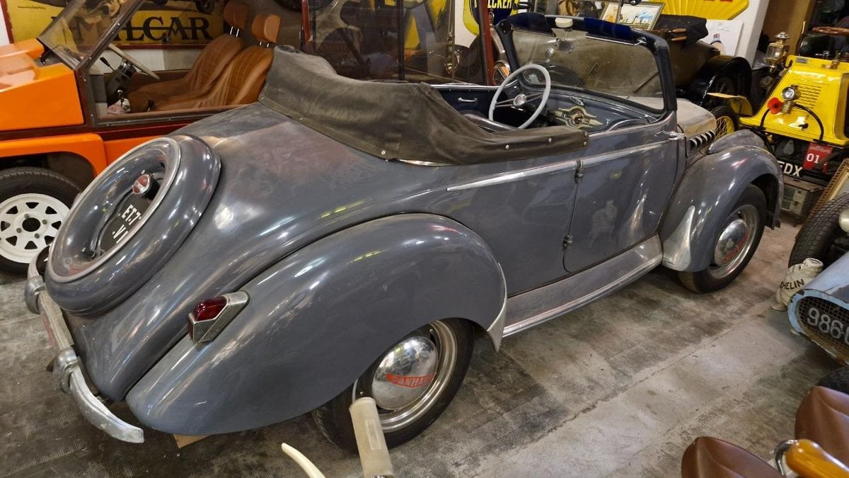 Panhard Dyna X 86 de 1951- Starter - 1/43ème en boite Panhard Dyna X 86 de 1951- Starter - 1/43ème en boite