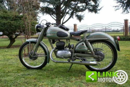 1953 PARILLA 150 2 TEMPI LUSSO A vendre