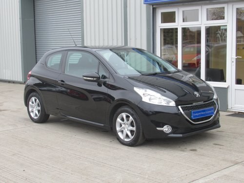 2013 Peugeot 208 1.4 HDi FAP Active 3dr A Very Modern Car  For Sale