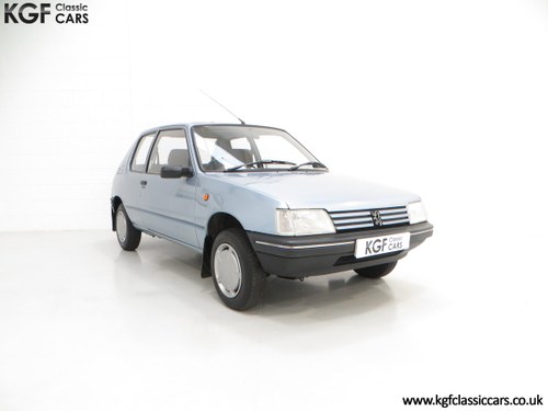 1990 A Superb Peugeot 205 Look with 25,802 Miles VENDUTO