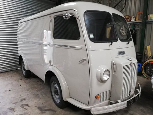 Excellent 1954 Peugeot D3A van in lovely condition For Sale