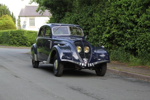1936 Peugeot 302 Airstream Saloon - Original time warp Kaufen Bei