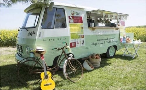 1976 Peugeot J7 food truck, ready for work, restored A1 For Sale