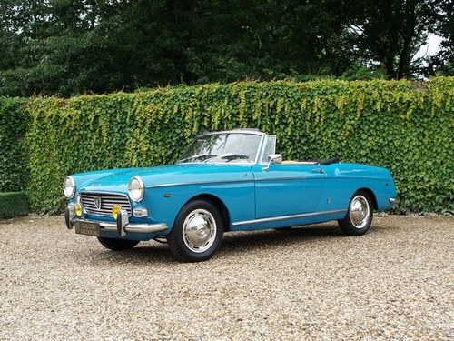 1966 Peugeot 404 Injection Convertible great original condition! For Sale