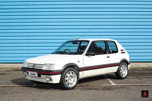 1993 Last owner 22 years, a beautiful and low mileage 205 GTI 1.9 In vendita