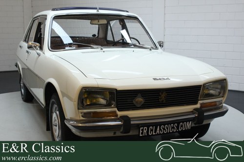 Peugeot 504 Sedan 1971 Automatic and sliding roof For Sale