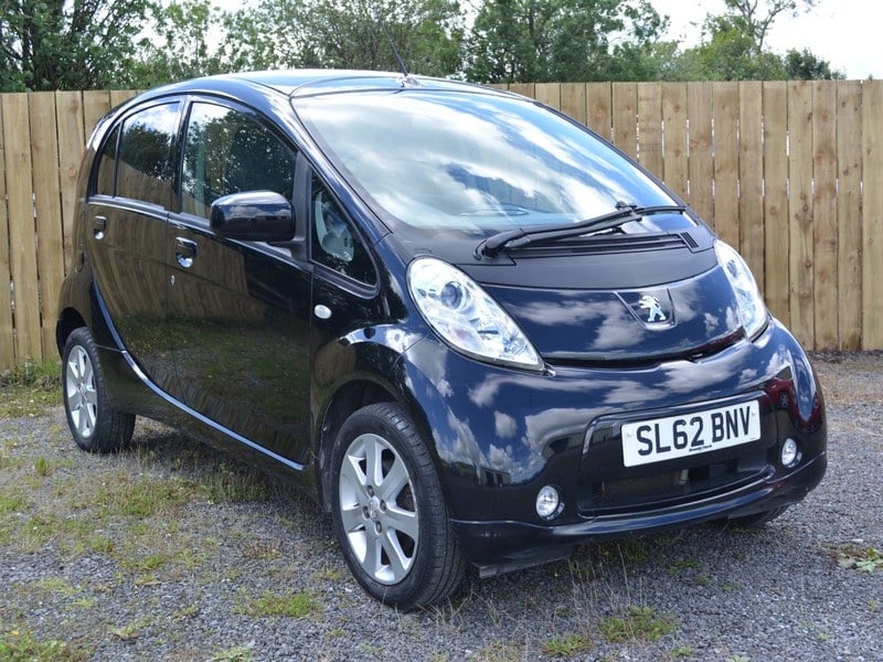 2012 Peugeot iOn - Cheap Electric Runabout!
