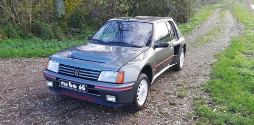 1985 Peugeot 205 Turbo 16 (12.000 km) In vendita