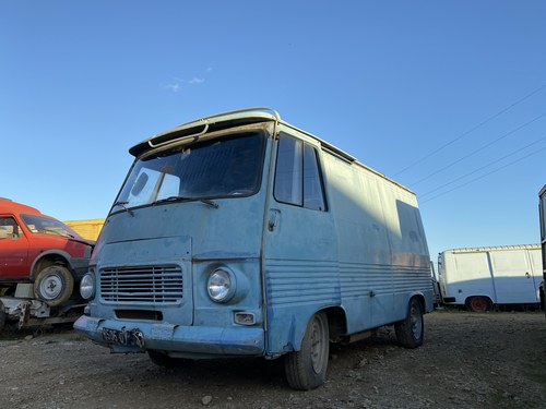 1975 peugeot J7, petrol, runner, ideal food truck For Sale