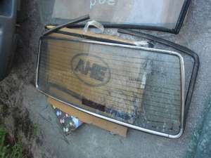 Rear window for Peugeot 504 Berlina For Sale (picture 1 of 1)
