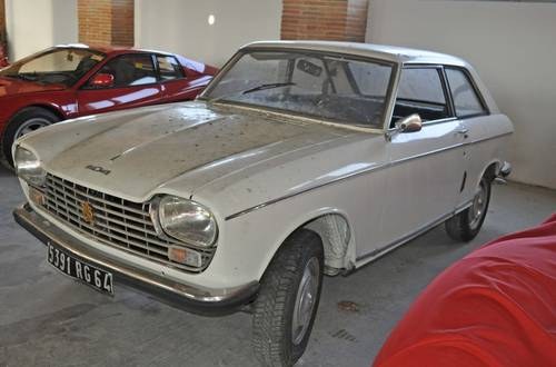 Peugeot 204 Coupe barnfind For Sale by Auction